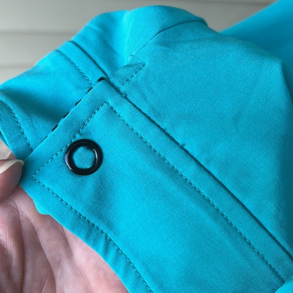 BNWOT Chico’s Zenergy turquoise, full zip lightweight jacket - Picture 6 of 16